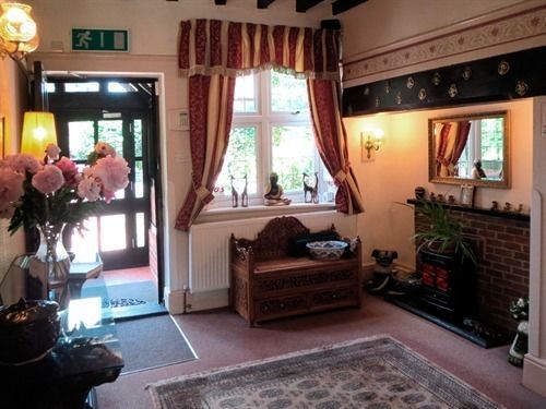 Vulcan Lodge Guest House Horley Exteriér fotografie